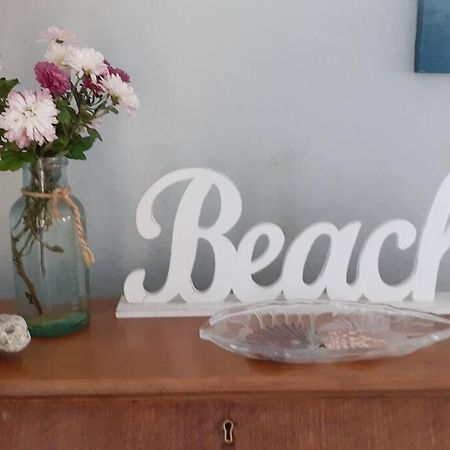 Beachfront Bliss Paraparaumu Luaran gambar