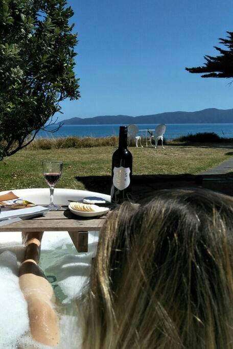 Beachfront Bliss Paraparaumu Luaran gambar